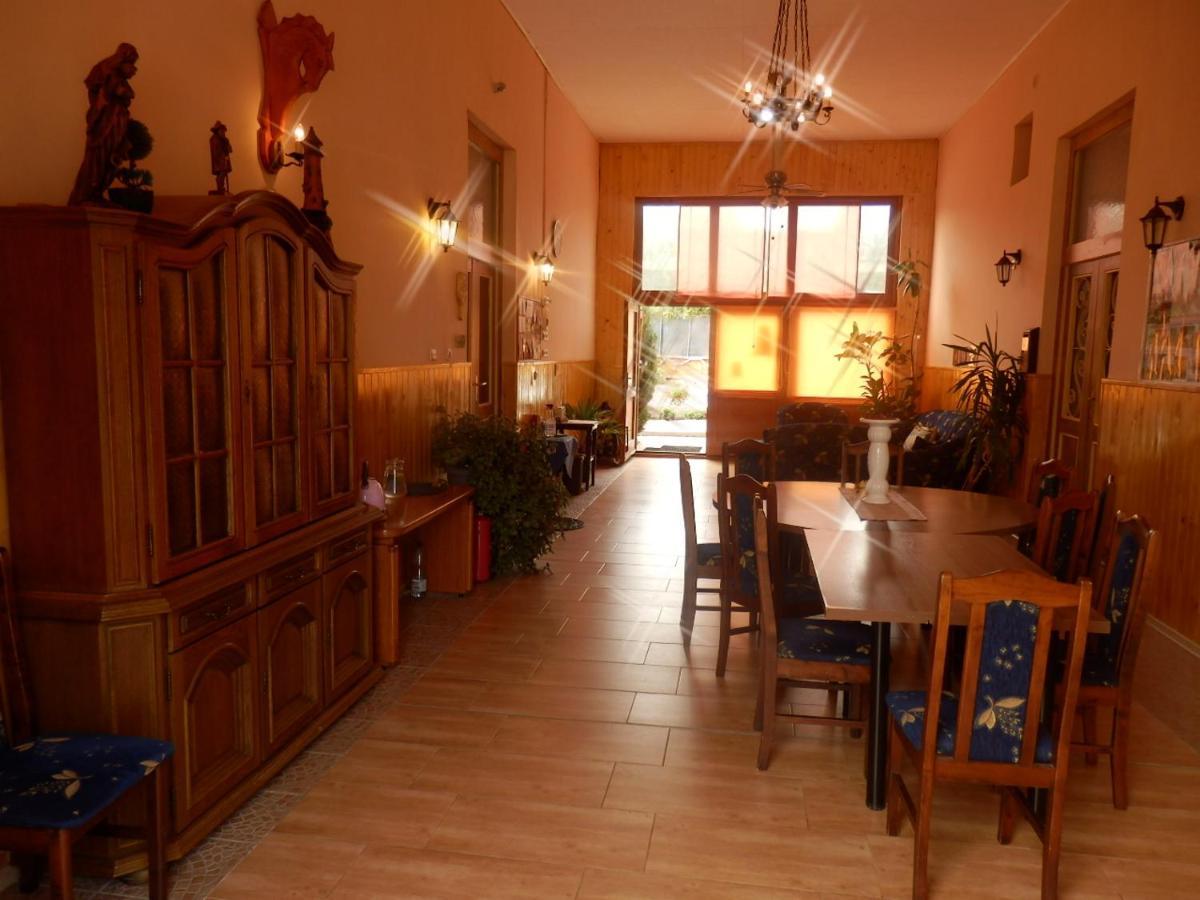 Guesthouse Ilona Velky Kamenec Dış mekan fotoğraf