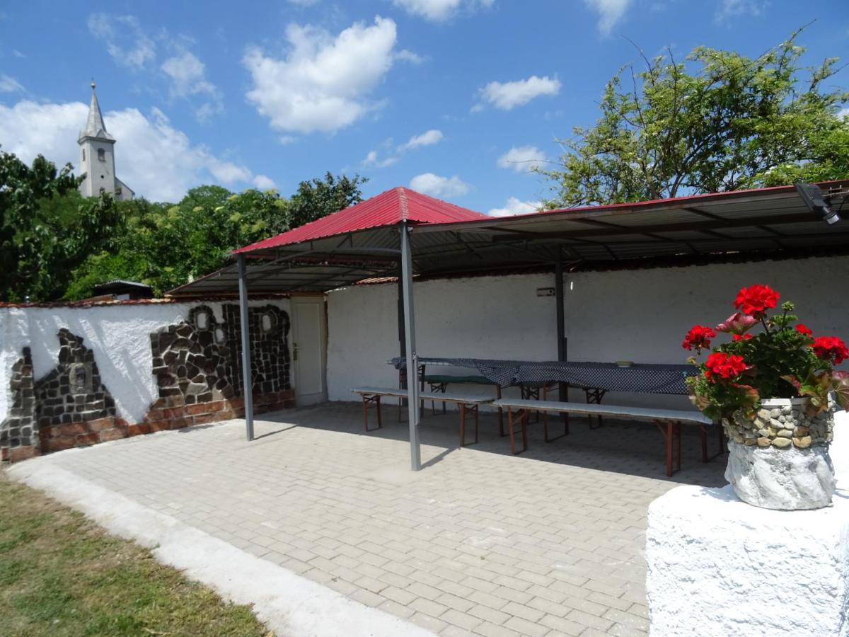 Guesthouse Ilona Velky Kamenec Dış mekan fotoğraf