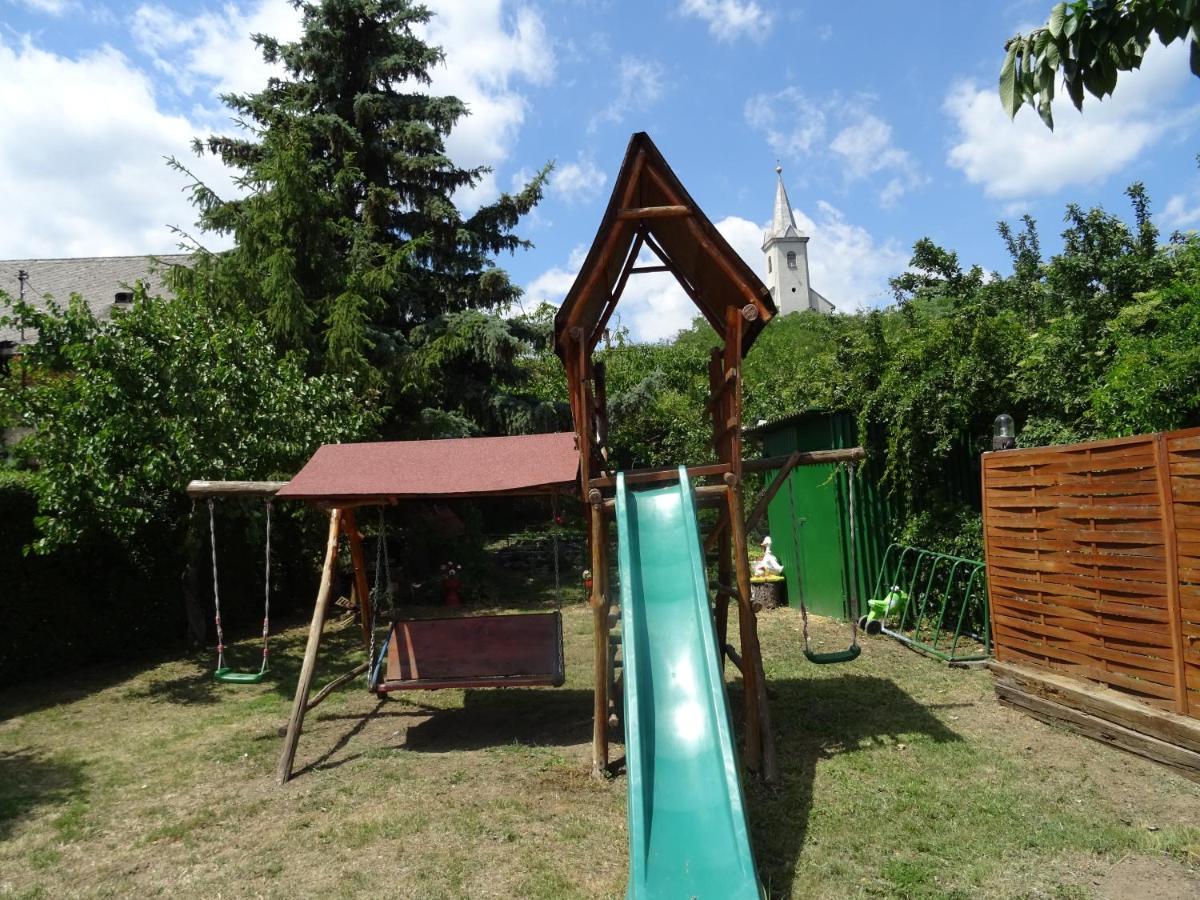 Guesthouse Ilona Velky Kamenec Dış mekan fotoğraf